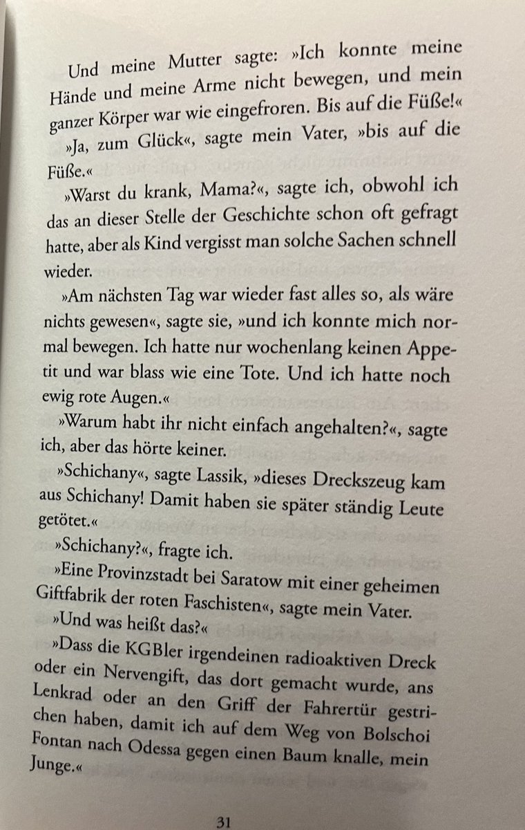Strack_C's tweet photo. Eine Seite aus „Mama Odessa“ von Maxim #Biller.
An diesem Tag des Todes von Alexej #Navalny, dieses Helden, liest es sich noch mal anders. https://t.co/OMBoC1cepL