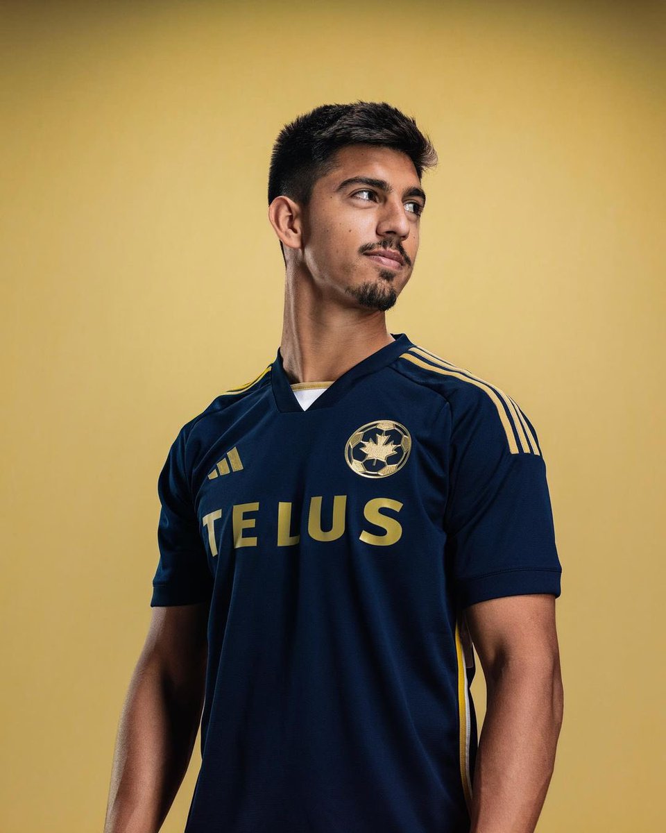 MidanAlAtqam's tweet image. 🚨- كشف نادي فانكوفر وايتكابس الكندي المشارك في دوري MLS الأمريكي عن طقمه لموسم 24/25 من Adidas