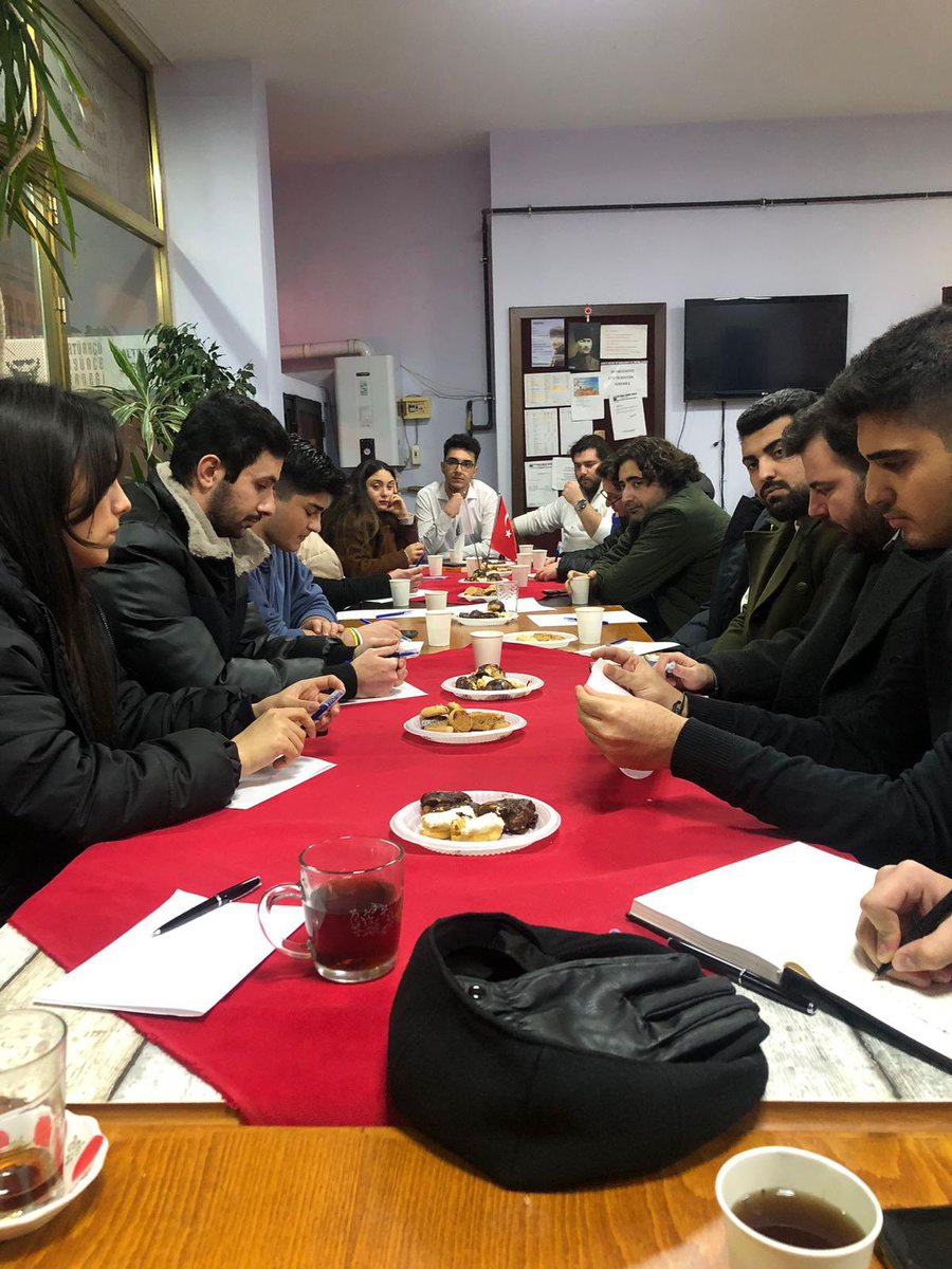 ADD Maltepe Gençlikte Kolları olarak, iki haftada bir düzenleyeceğimiz Söylev toplantısının ilkini derneğimizde gerçekleştirdik.