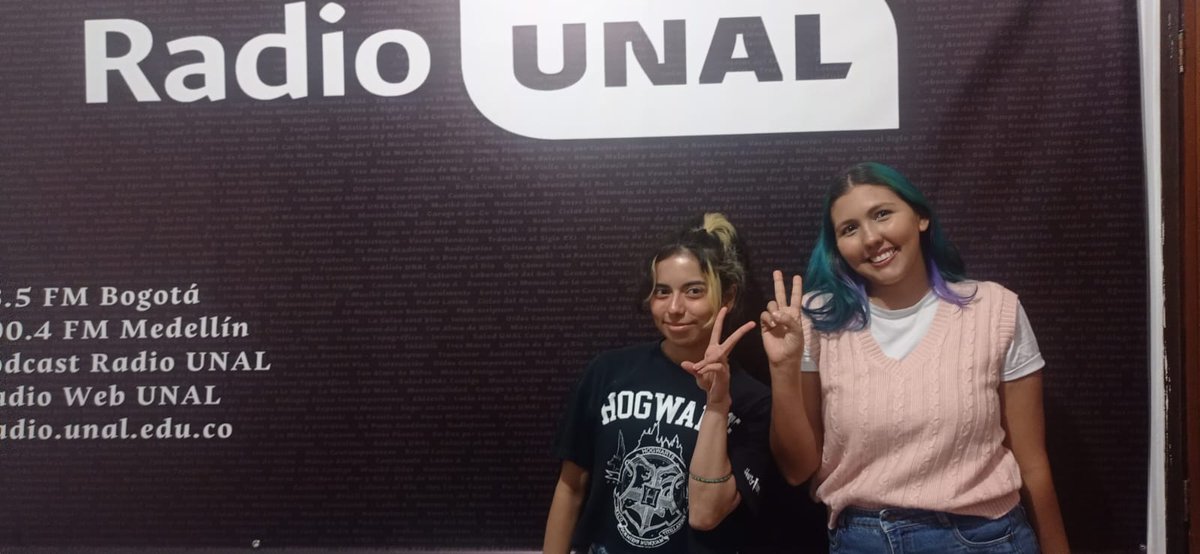 CiudadKpop's tweet photo. 💙 ESPECIAL VAV 💙 

Agradecemos a Alejandra Pérez y Vivían gamez quienes nos acompañaron en este especial, representando al fanclub de VAV en Colombia 🎶

@oficialvavcol #VAV https://t.co/hcPLcwF8nk