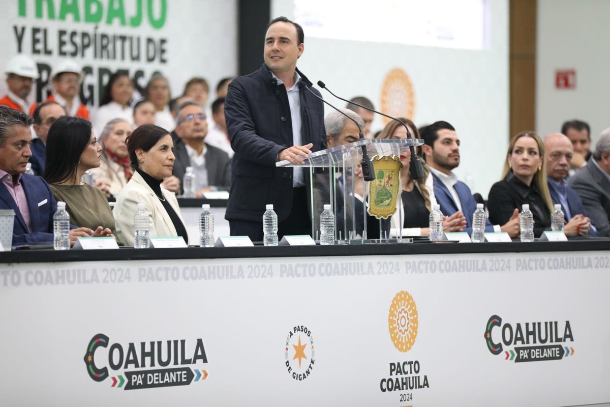 manolojim's tweet photo. En #Coahuila somos aliados de nuestros trabajadores, así como de todo aquel que quiera invertir y emprender. Por ello, firmamos el Pacto Coahuila 2024 con el que sumaremos esfuerzos entre tod@s para generar más y mejores empleos, (1/2) https://t.co/Flw7hk8IUv