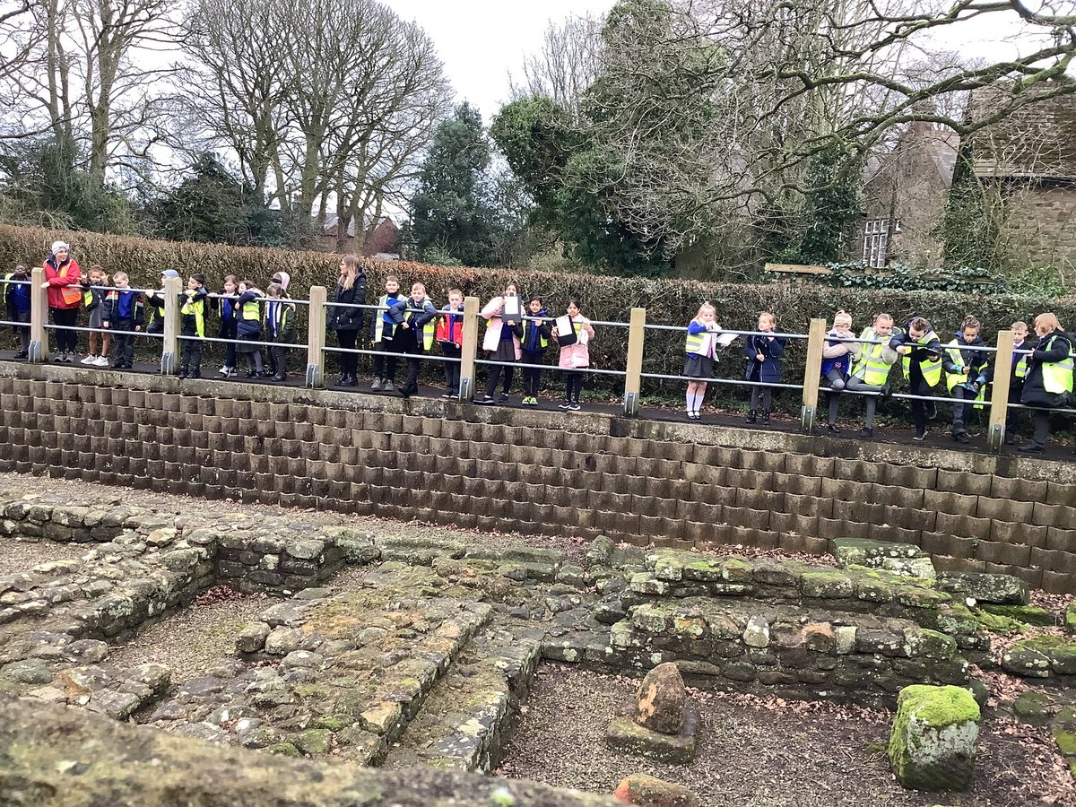 Gateway Academy tweet media