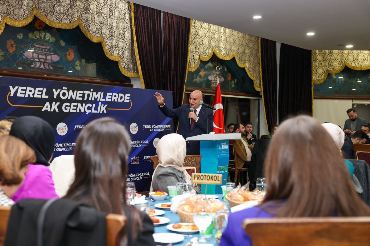 Murat_Alparslan's tweet photo. AK Parti Gençlik Kolları bir okuldur.

Zaman bendedir ve mekan bana emanettir şuurunda bir gençlik ile DEVAM. 

📍Keçiören, Yerel Yönetimlerde AK Gençlik https://t.co/Qd8IKR56md