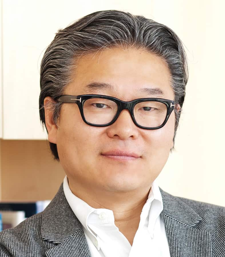 NotChaseColeman's tweet photo. You thought Masa was Japanese? Do your homework bros. Your boy is a Japanese citizen, but his family is Korean. Your man is Korean just like Billy Hwang.

Japanese are skittish. Content with a 2% yield. Not Koreans. Absolute degenerates. Drink soju and gamble all day. They also love crypto. 

Hwang leveraged bet tens of billions on Chinese tech using swaps and blew up. Masa swung $4B in calls on AMZN, NFLX, MSFT, and META in 2020, singlehandedly engineering the QQQ gamma squeeze. But Masa still lives, even after eating dirt on WeWork and other fumbled bets.

Vision Fund 3 is coming for AI. Stanford and MIT nerds are already drafting decks for their moonshots as we speak. Masa is here to inflate your crypto AI bags.

They are like us. Masa and Billy are the biggest fucking degenerates of all time, just richer. Crazy mfers. Your size is not size.