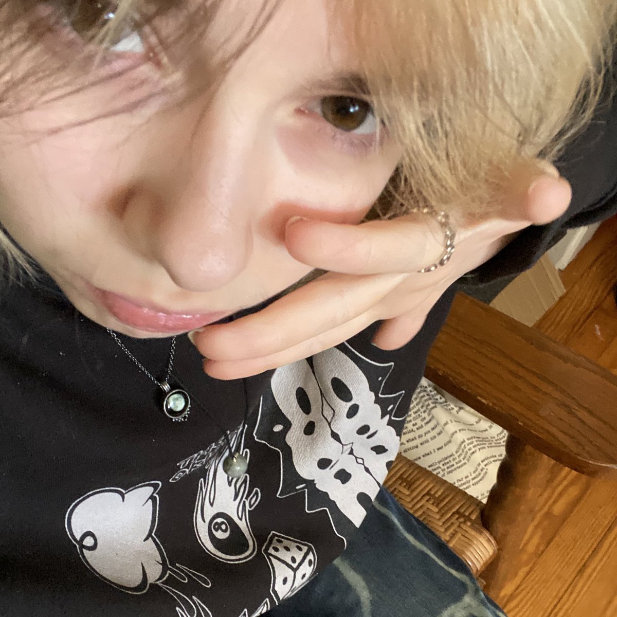 guangyanlvr's tweet image. Let me cherish you ^_−☆

#AIMINGSELCADAY #AMSD #YOEL #도륜 #AIMERS #에이머스 #AIMING @AIMERS_members
