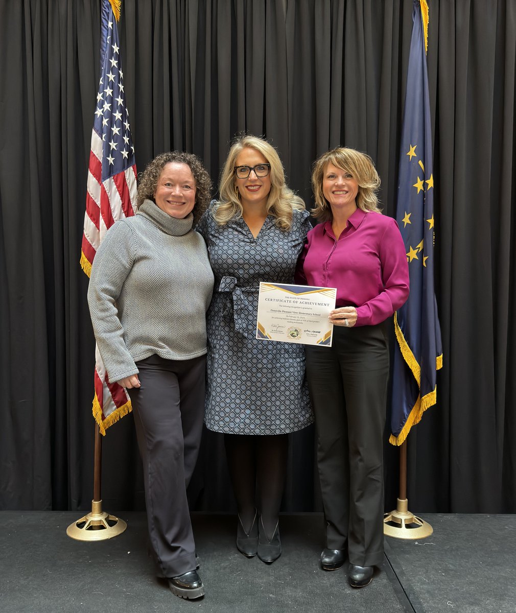 Congratulations to Pleasant View Elementary School! Secretary Jenner recognized school districts who met the state’s 95 percent literacy goal in a ceremony at the Statehouse. PVE Principal Dr. Stacy Smith and Assistant Superintendent Kris Devereaux attended the recognition.