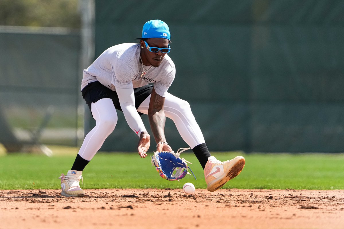 FDSN_Marlins's tweet image. 🎷🎷