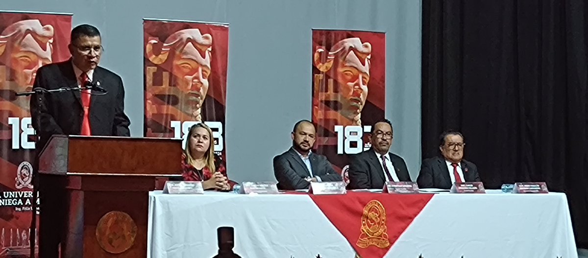 CensaludUES's tweet photo. En los 183 años de fundación de laUES, el rector Msc. Juan Rosa Quintanilla, destacó el desarrollo académico, científico y tecnológico, gratuidad en la educación superior, entre otros.
#LaUESseNiegaAMorir #AutoridadesUES #secretaríadecomunicacionesues #SICUES #CENSALUD https://t.co/RZ0pRYj2Pa