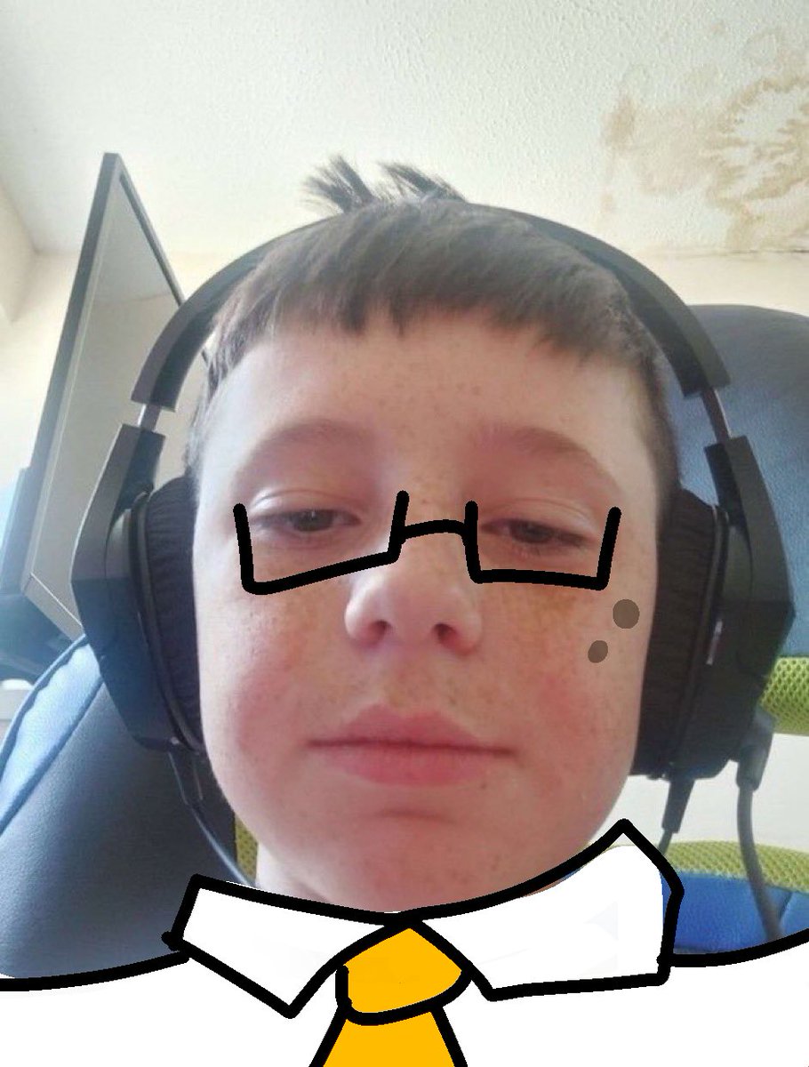 masonisntfunny2's tweet photo. this is what you would look like if you were rob cantor or susie deltarune https://t.co/tAfCnJElRy