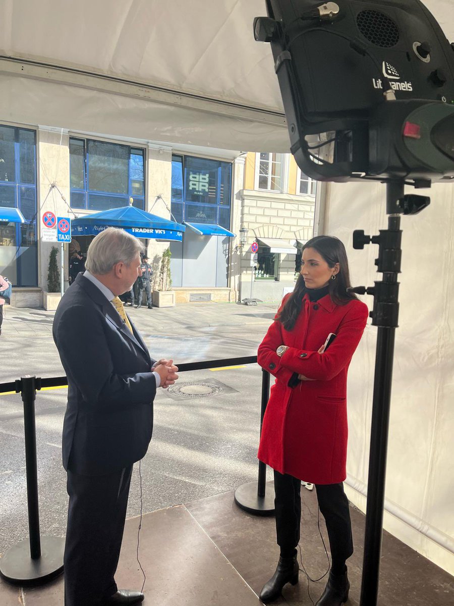 Listen to Commissioner @JHahnEU’s interview with @Silvia_Amaro @CNBC on the need to increase the #EU’s defence-investments and to continue #EU support for #Ukraine: cnbc.com/video/2024/02/…