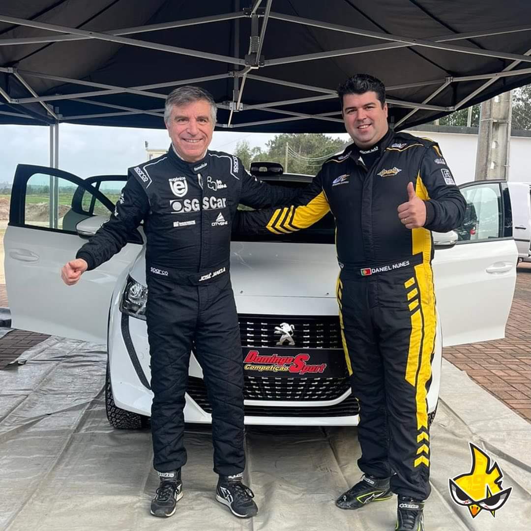 PauloAr23028946's tweet photo. Hoje a Domingos Sport realizou o teste conjunto e @DNRallydriver e @jose_janela estiveram a trabalhar para encontrar a melhor afinação do Peugeot para o Rali Serras de Fafe. https://t.co/E03Q1oiteu