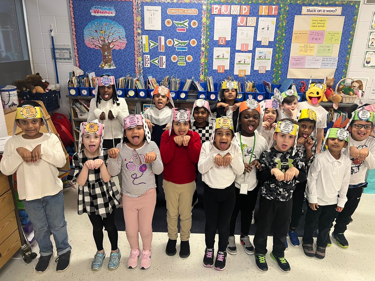 Anderson_Stars's tweet photo. Happy 101st day of school! @Discovery_elem https://t.co/AABITGoQkJ