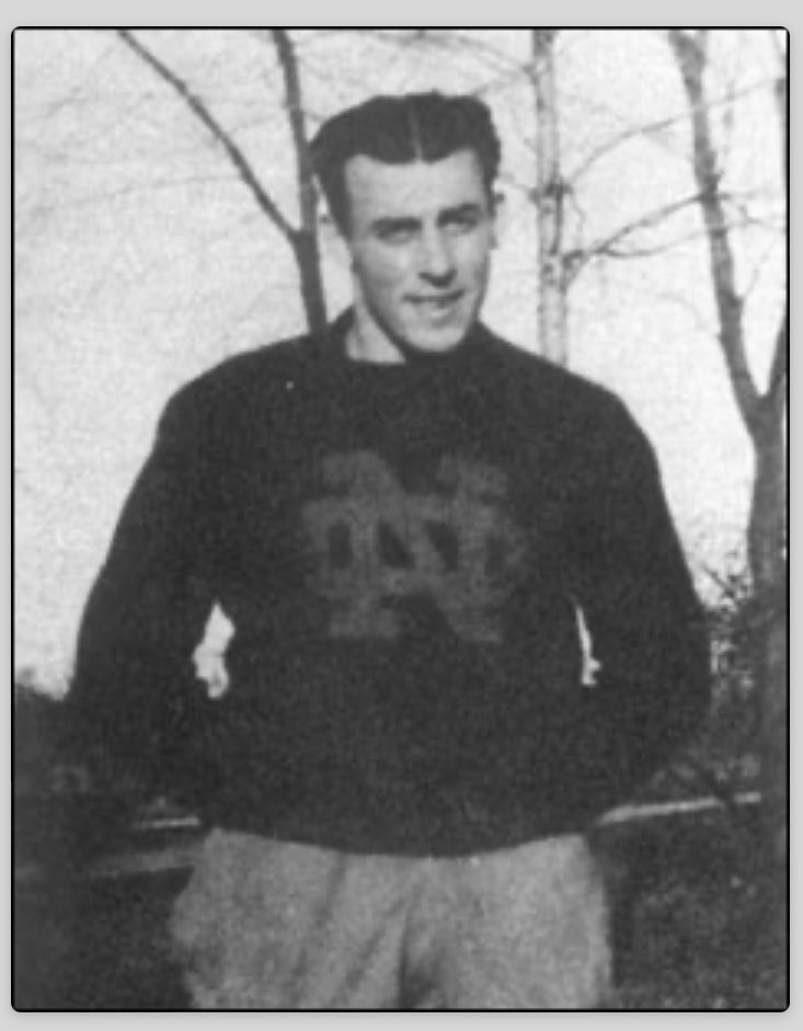 SoxNerd's tweet photo. @SABRbioproject @IlliniAthletics #PaulCastner (1897): Minnesotan pitched in 6 games for the 1923 #WhiteSox after a career at @NotreDame where he played football for #KnuteRockne and was one of just a handful of players who were teammates of both #GeorgeGipp in 1920 and the Four Horsemen in 1922 / END https://t.co/qMAK0pw0Wk