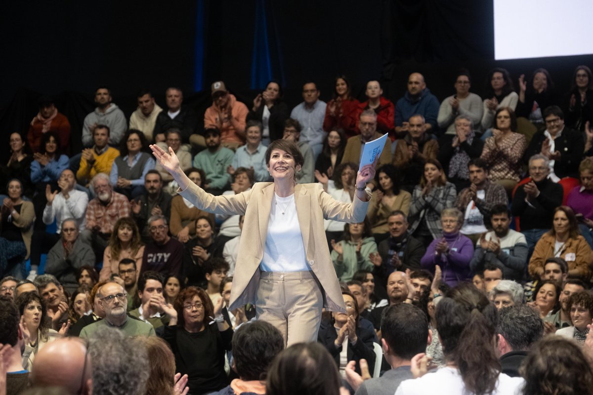 anaponton's tweet photo. Somos a esperanza deste País e imos facer historia construíndo a partir deste domingo unha Galiza mellor.

Votade BNG con ilusión e con orgullo. Prométovos que non vos imos fallar.

#ÉAgora!