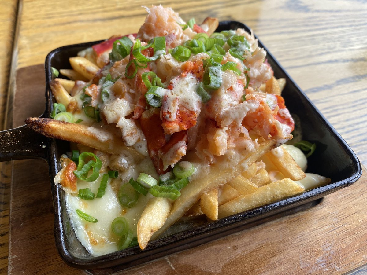 NateTWN's tweet photo. Continued on my lobster crawl today with a Lunenburger and lobster poutine at the Grand Banker in #Lunenburg https://t.co/MTOYLoni2T