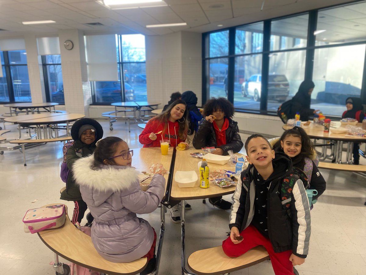 M.S. 935 tweet media