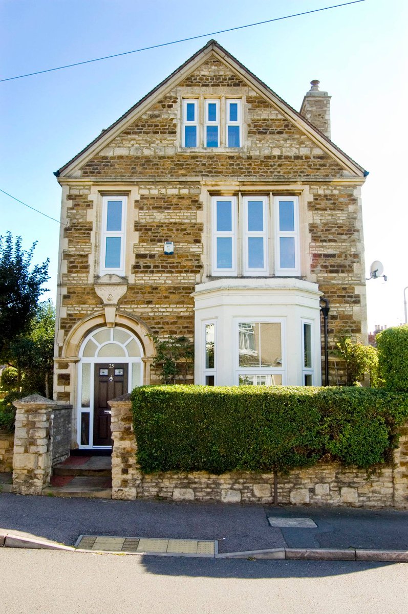 thewindowshop1's tweet photo. Installation in Wellingborough, Northants. A house full of Double Glazed fully sculptured Veka Windows and a Black Composite Door.
Contact us today for a free no obligation quotation 01933383451 / 07881912518. We pride ourselves on having zero pressure sales. https://t.co/ddFkrYyiDz