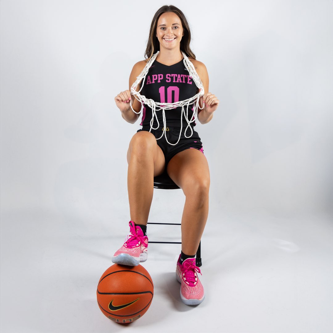 AppStateWBB's tweet photo. We’ll be breaking out our Pink Day threads! 🎀

Join us at 2 pm on Saturday for our Play4Kay Pink Day game against Georgia State! 

#WE x #TheTeam https://t.co/ZI4F4Z5CUO