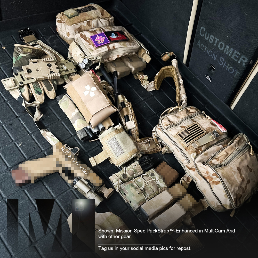 MissionSpec1's tweet photo. Another customer submitted photo of his PackStraps-Enhanced integrated between some @haleystrategic gear.  Lots of other great gear shown too.  #MultiCamArid #readiness #HaleyStrategic #VLite #Safariland #BlueForceGear #Maxpedition #TacticalTailor #Surefire #Mechanix https://t.co/nPOAPAZdzl