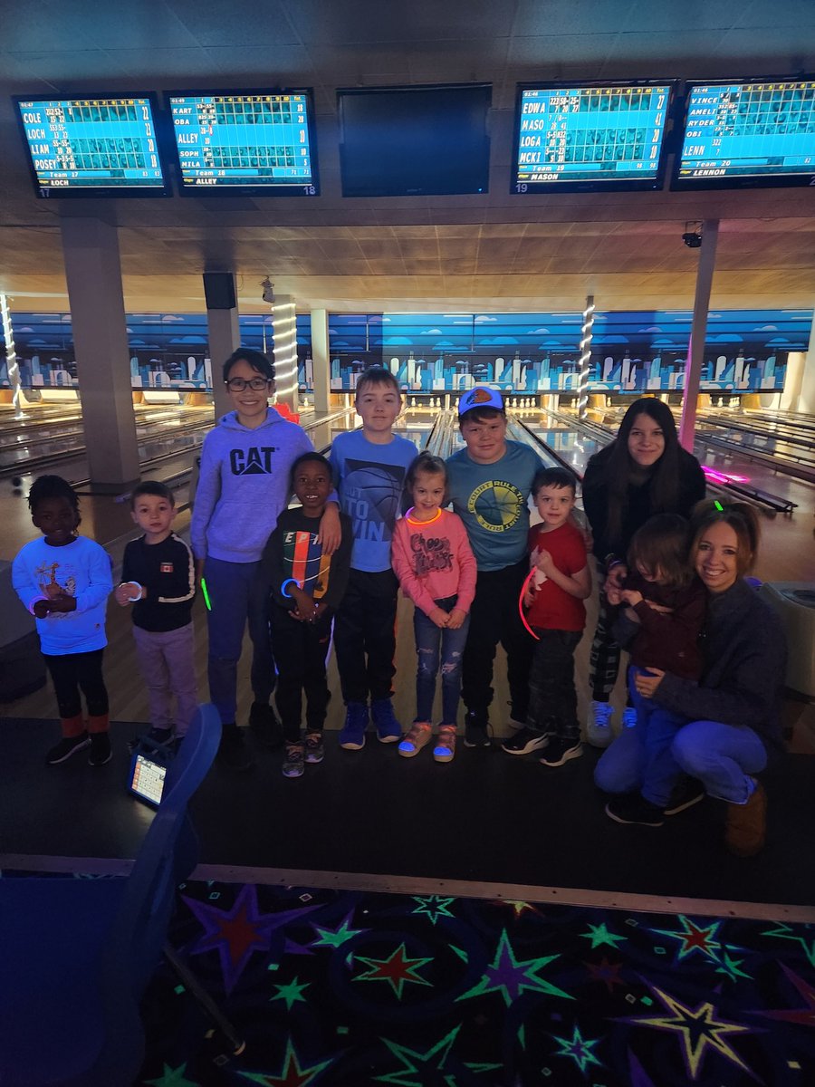 A great way to start Family Day Weekend! Bowling with buddies!! <a href="/ConleysCubs/">Rachael Conley</a>