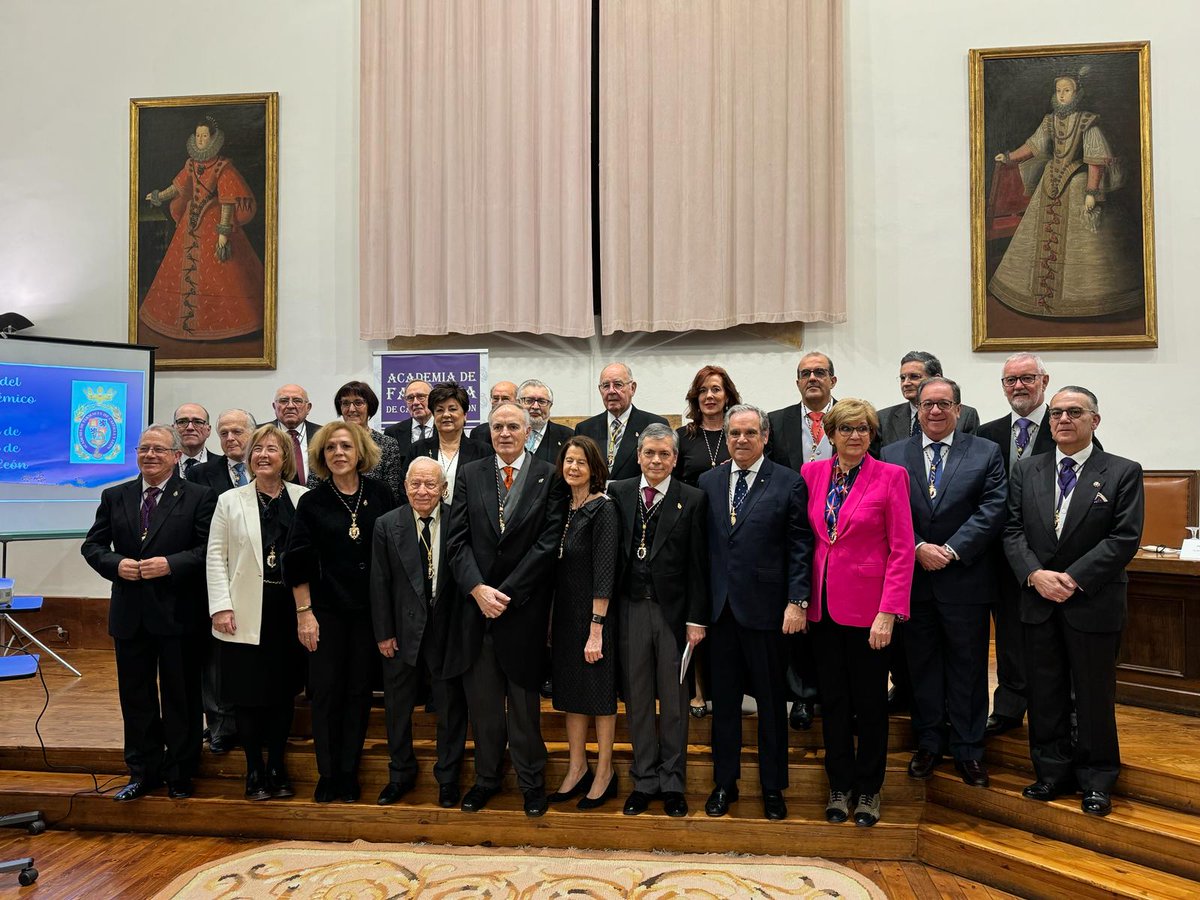 Solemne acto de Apertura del Curso Académico 2024 en la <a href="/AcaFarmaciayCyL/">Academia de Farmacia de Castilla y León</a>
#AulaSalinas <a href="/usal/">Universidad de Salamanca</a> #CursoAcadémico #Farmacia