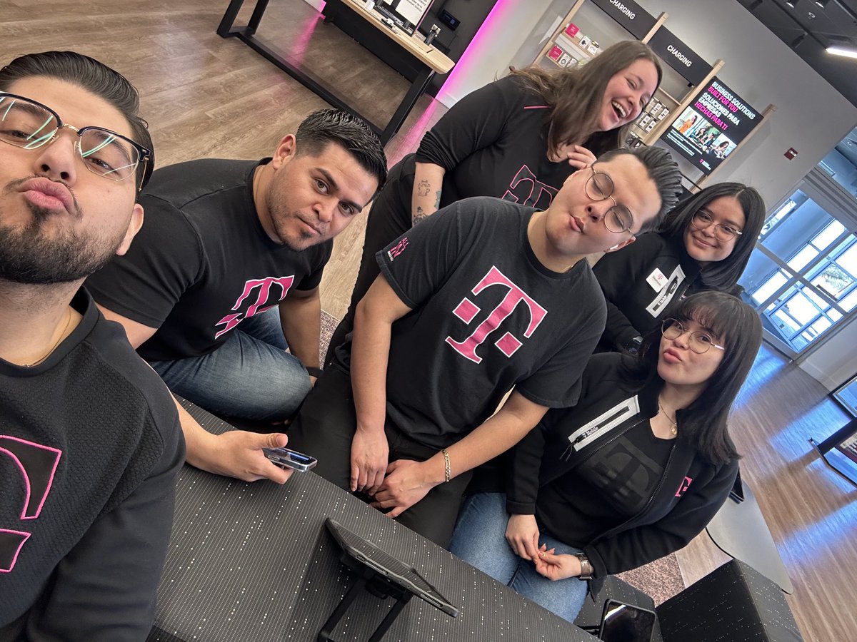 dchavar's tweet image. ❤️🩷💜