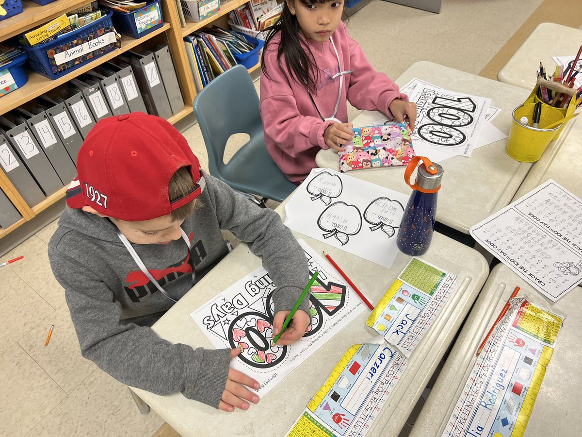MsHuynh_'s tweet photo. Grade 2’s celebrating 100 days of school! On this day, each student wrote down 3 things they learned throughout their 100 days of school 🎉 @StRitaRock1 https://t.co/wmCKw7IZiw