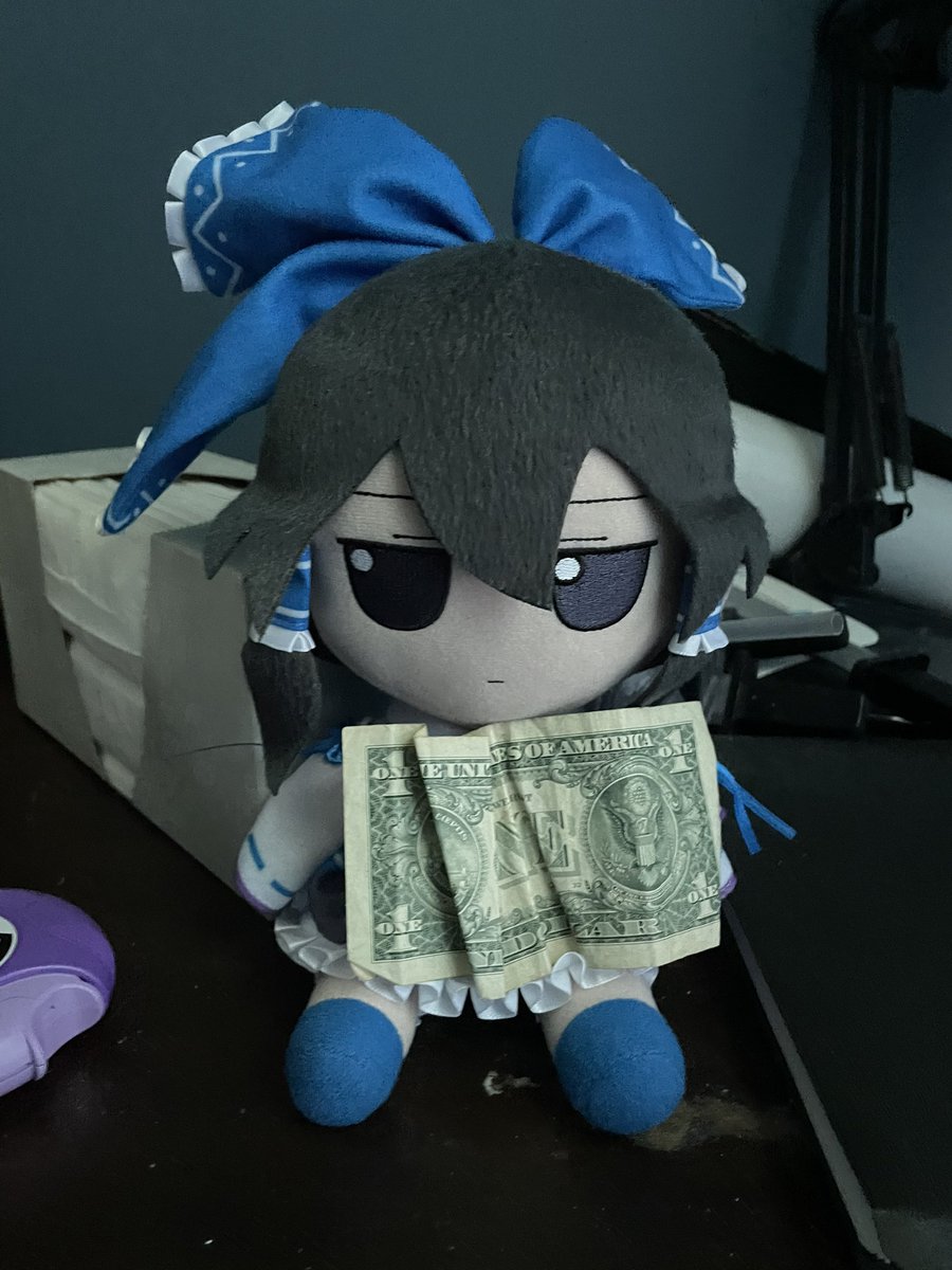 FumoAdventures's tweet photo. Happy Fumo Friday, everyone!

Have you made your donations to your local Miko or God Sealing Shaman yet? https://t.co/0EegGbDtX1