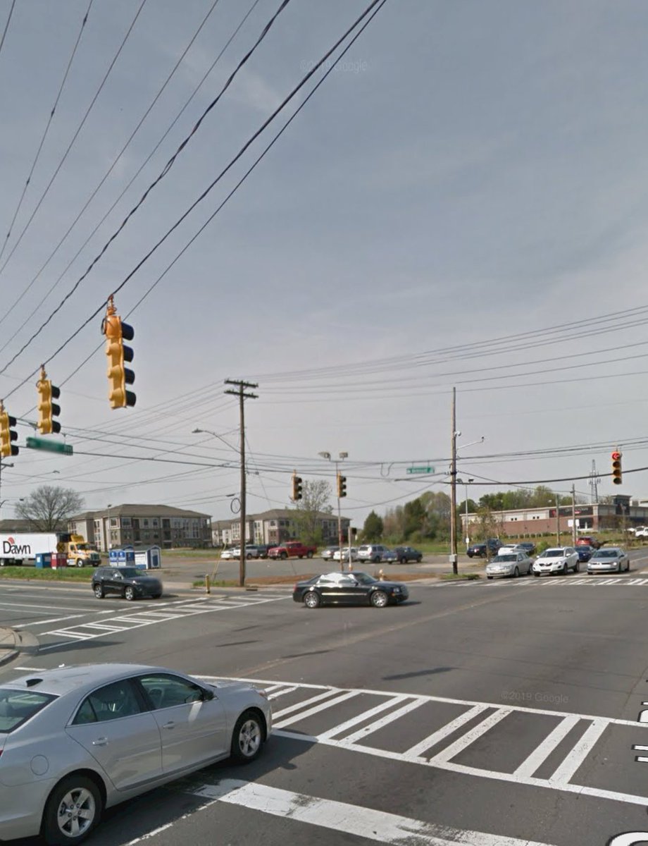 Tesho13's tweet photo. Parking lot (2015)  ➡️ 300 apartments (2022)

Two blocks from a light rail station and connected to Charlotte’s rail trail. https://t.co/c0O1ZtkvdU