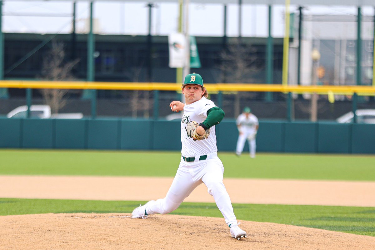Blayze Berry finishes up his day after the 5th inning.

Berry finishes with 5.0 IP, 4 K, 1 R, and 0 ER😎