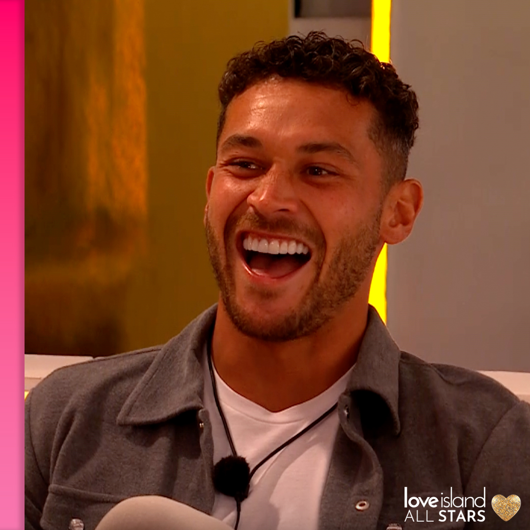 LoveIsland's tweet photo. Callum is on the wind up tonight 😭 #LoveIsland #AllStars https://t.co/n8KTr1mjU0