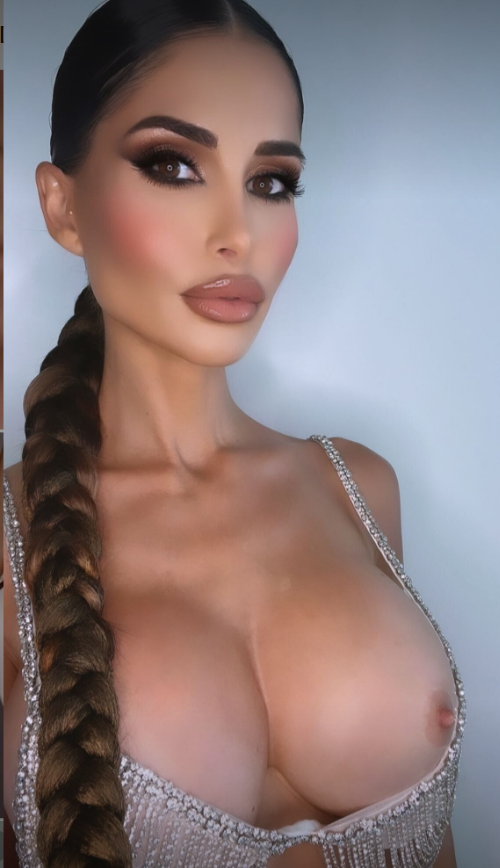 Content from cortneynicolevip