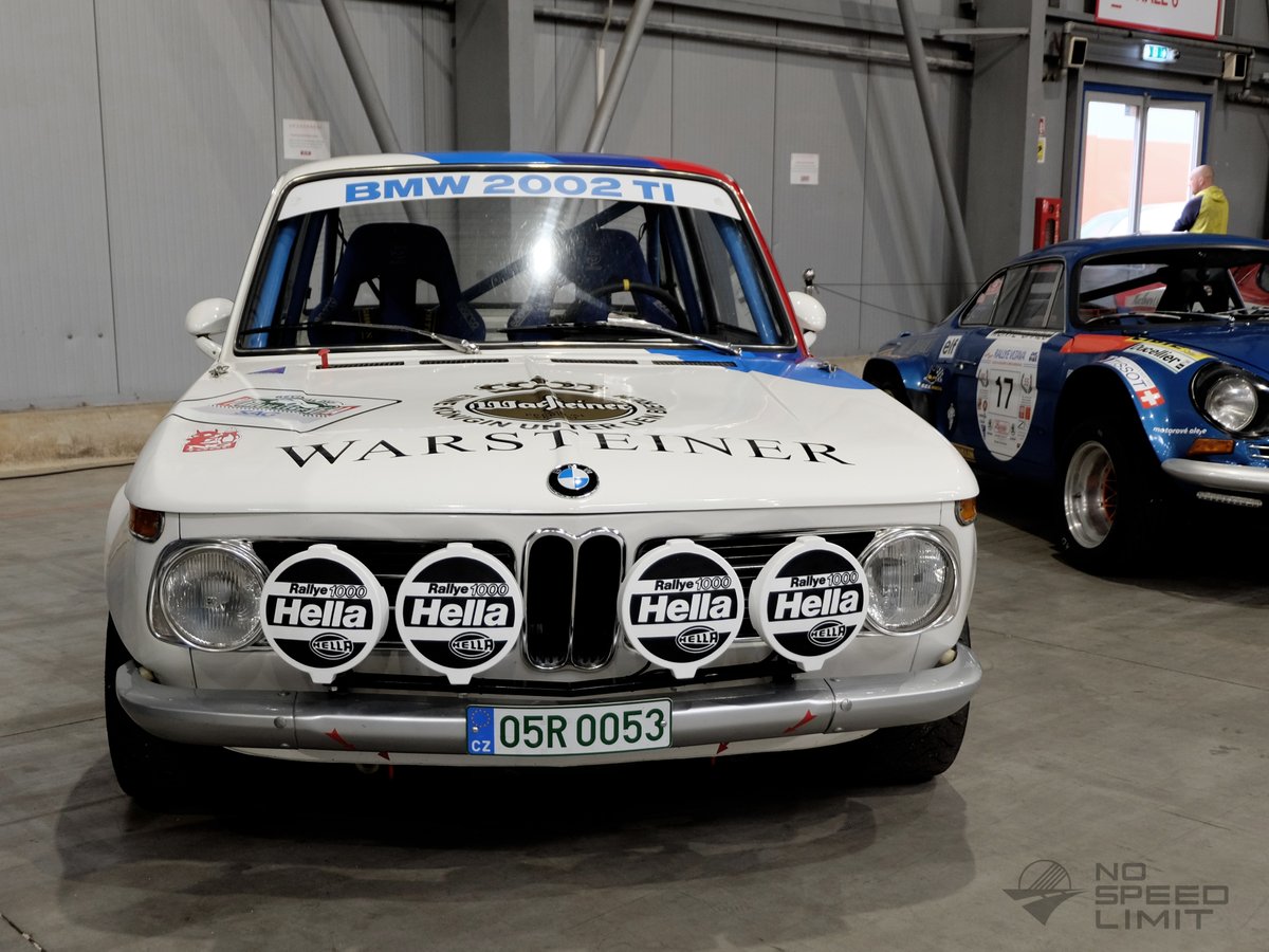 NoSpeedLimit_it's tweet photo. #bmw2002ti #motorsport #rallylegends #headlights #warsteiner #praguecarfestival #praguecarfestival2023 https://t.co/6ZOpYI1CSl https://t.co/mQX6FN4qOm