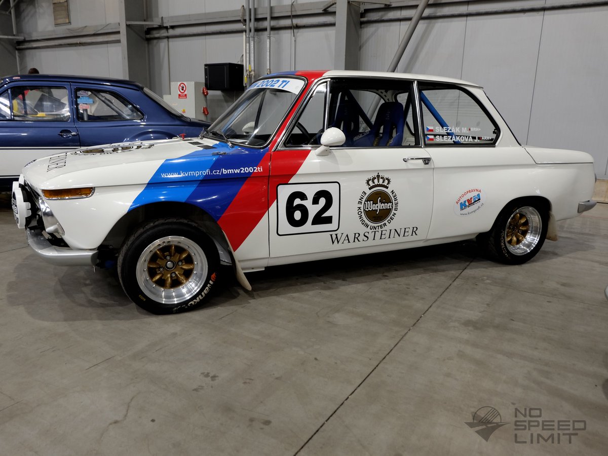 NoSpeedLimit_it's tweet photo. #bmw2002ti #motorsport #rallylegends #headlights #warsteiner #praguecarfestival #praguecarfestival2023 https://t.co/6ZOpYI1CSl https://t.co/mQX6FN4qOm