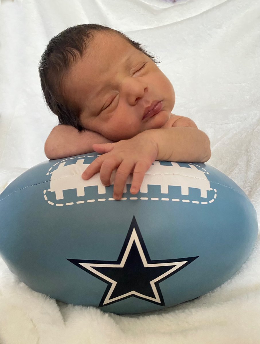 guzmandalianaa's tweet photo. Oh where has the time gone ? 🥹 My precious baby 💙 https://t.co/jCOfDexLoh