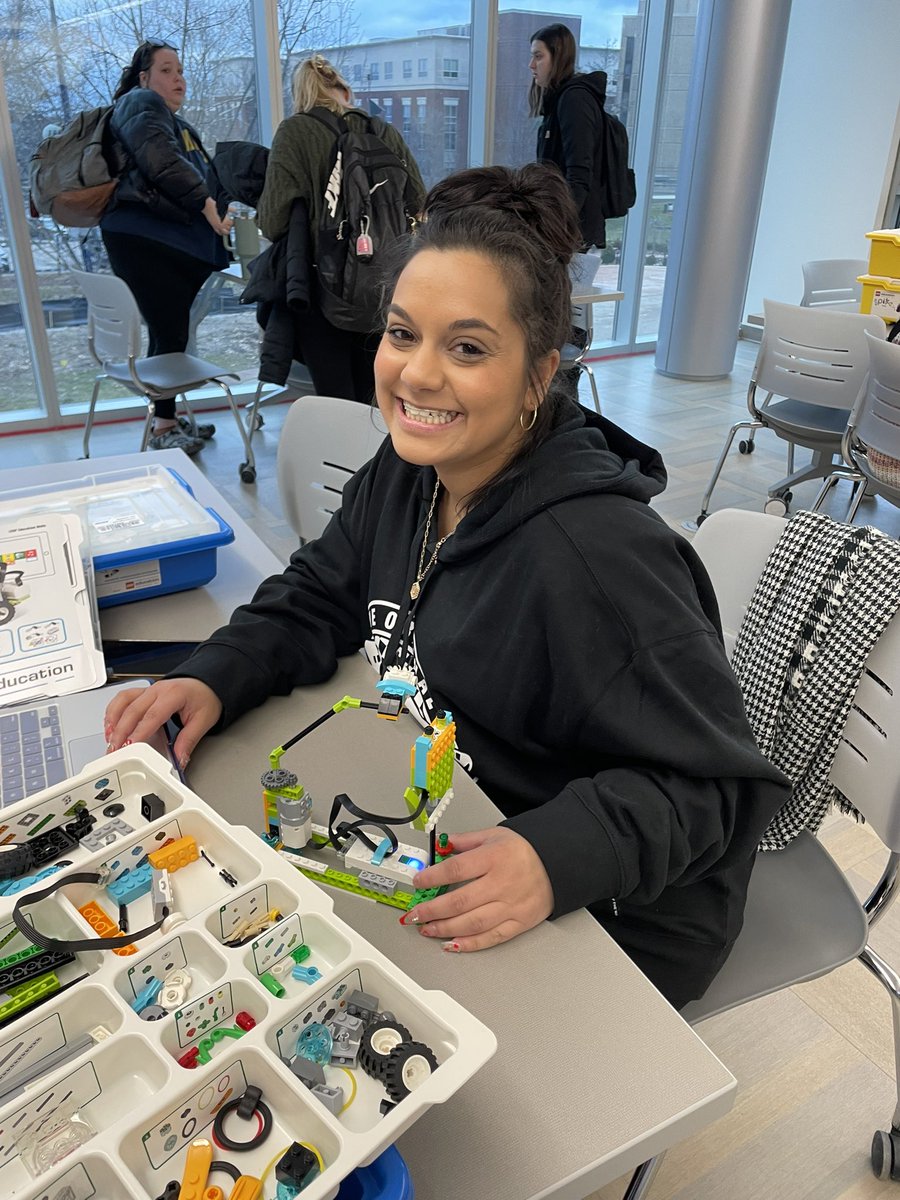 University of Akron LJFF School of Education tweet media