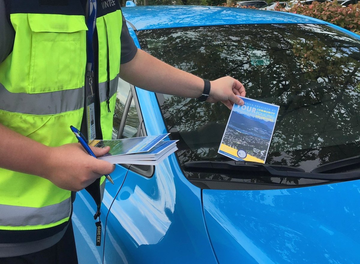 cqrcmp's tweet image. Over the weekend, you may see our volunteers in local parking lots. They will be conducting audits to ensure vehicles are secure, and handing out crime prevention notices containing tips to help drivers protect themselves from #autocrime.

@roadsafetykath @icbc
