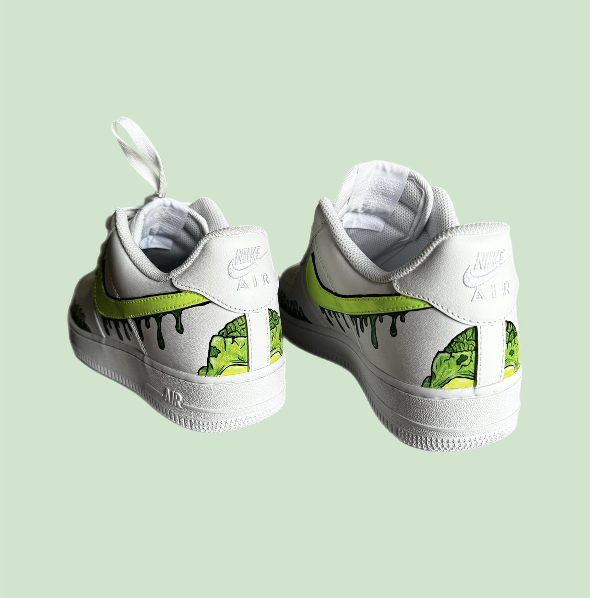 illcrispy's tweet photo. Custom ‘Zombie’ Air Force 1 ‘07s

First crack at using angelus leather paint. 

https://t.co/GTPycbrEOp

#customsneakers #customairforce #customshoes #nike #airforceone #artwork https://t.co/alFhielN1y