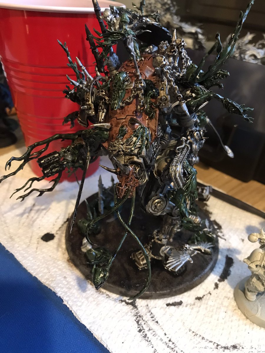 ZachMa5ters's tweet photo. @warhammer I’m a few days late, but I got myself a chaos knight/daemon prince of Nurgle https://t.co/zRiYHYoy8E