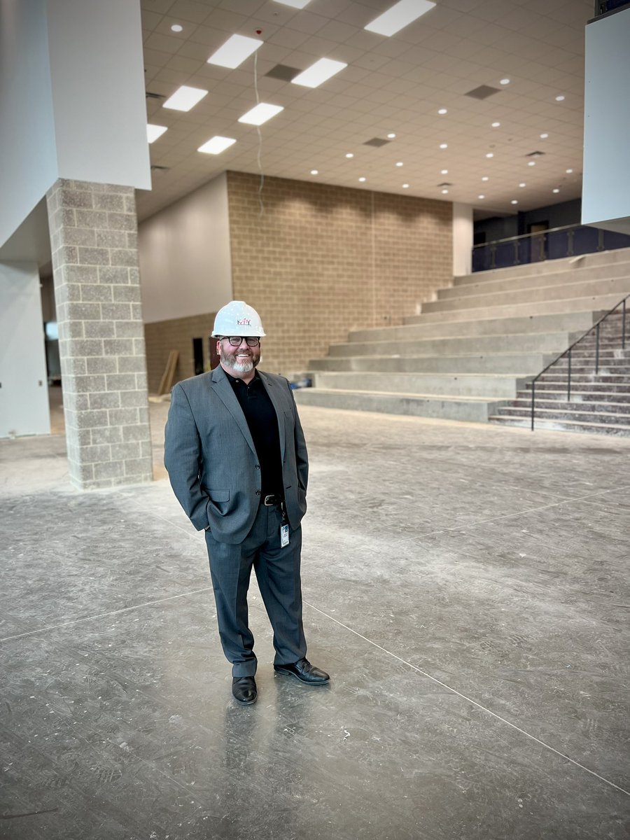 MrNesossi's tweet photo. I am so thrilled to be joining the leadership team at Freeman HS this fall as the new Social Studies Dept Chair &amp; Academic Decathlon Coach. What a privilege to open @katyisd’s newest high school! From a Falcon to a Panther…now a Golden Eagle. 💙🦅💛 Onward! @GoldenFHSEagles https://t.co/JpktRqBGr5