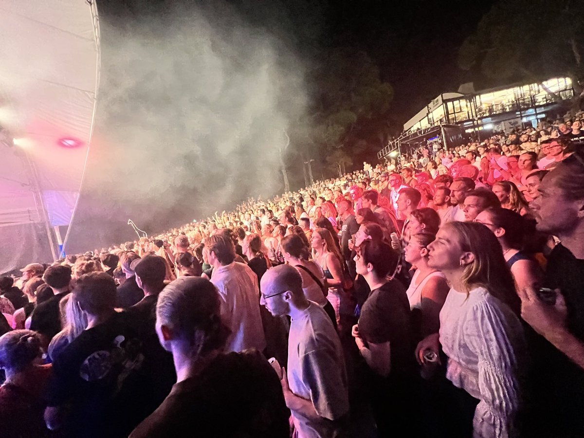 geccibage's tweet photo. There was a HUGE concert in Australia last night. Bet your are there was… @ballparkmusic at Taronga! The boys first gig ever- bloody tops! https://t.co/0uuBO9RkAc