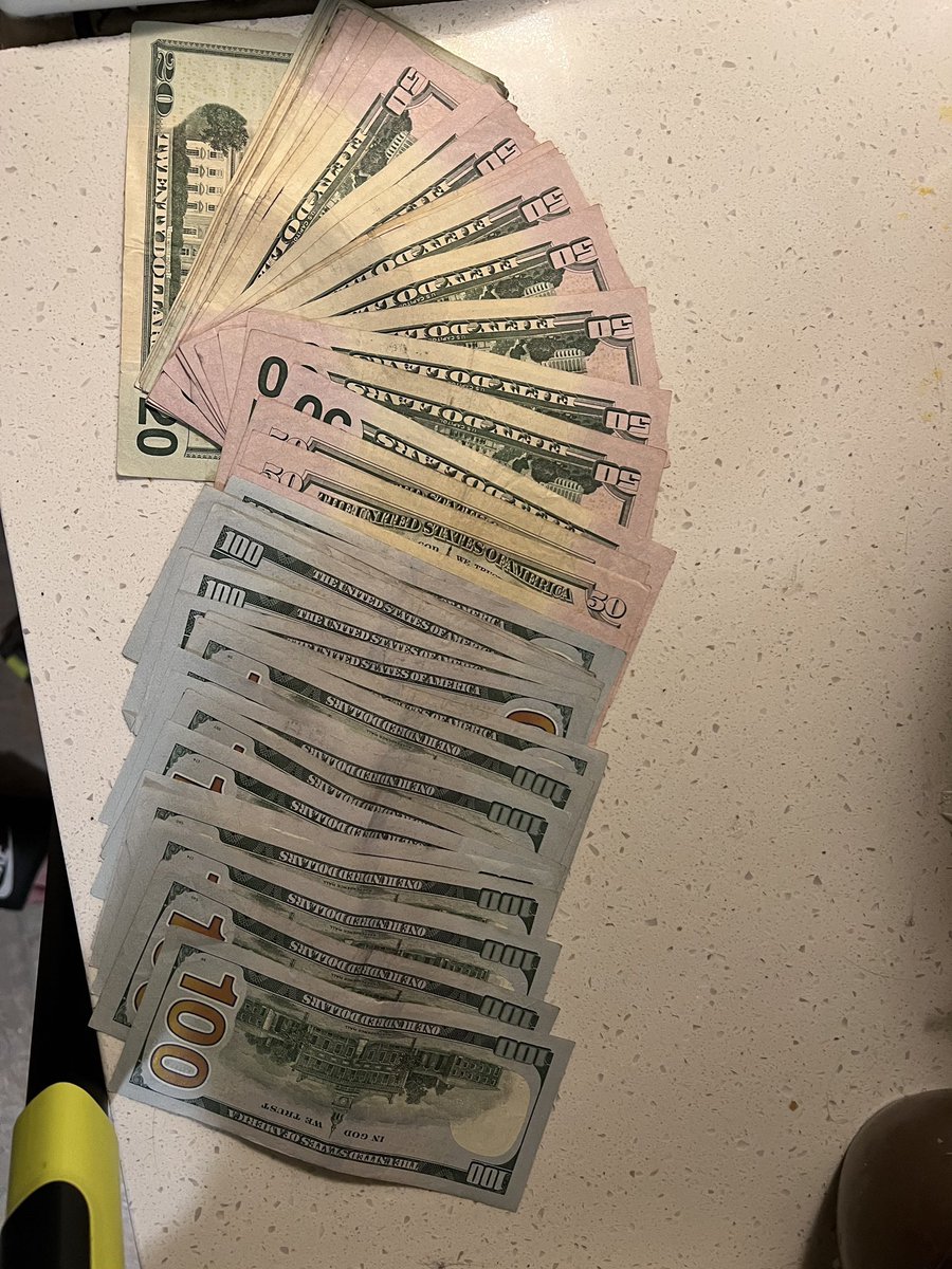 sleumuel's tweet photo. @papershredder44 Sorry we not the same @papershredder44 #getgapped #getajob #geturmoneyup https://t.co/bhDv1HKOgc