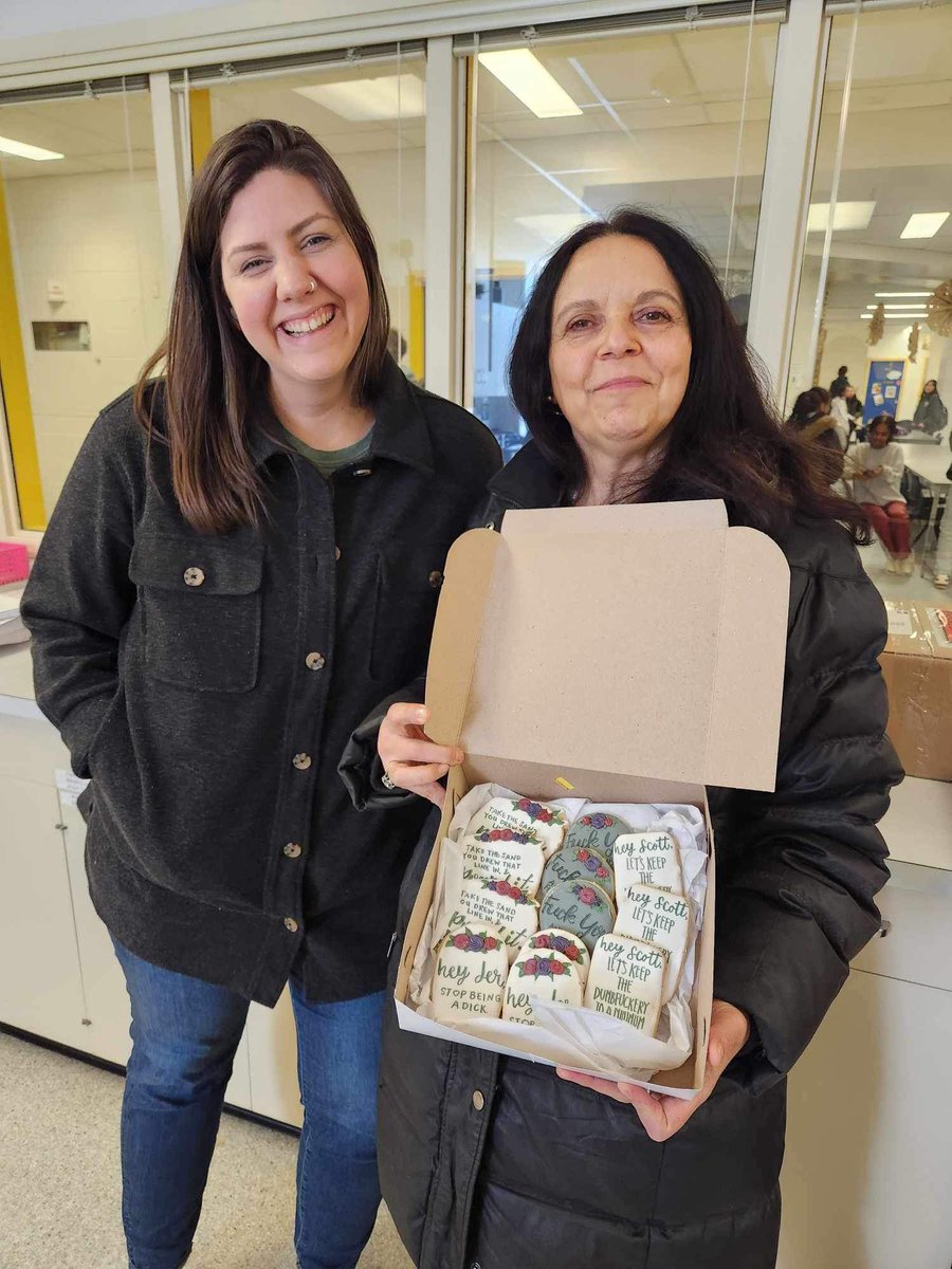 Ada Paez tweet media