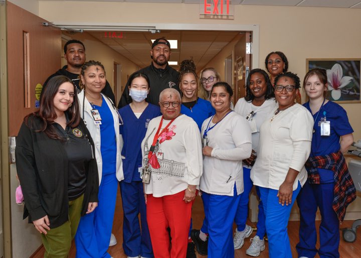 Spent our V-Day at the VA spreading love to Veterans ❤️ Happy National Salute to Veterans Week from our Atlanta Falcons Legends!