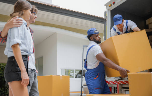 helping_st's tweet photo. At Helping Hands Movers of St. Augustine, we also offer office equipment moving services. Find out more on our website https://t.co/Hm2M2JUzky #OfficeMoving #HelpingHands https://t.co/U1tmrMqLOT
