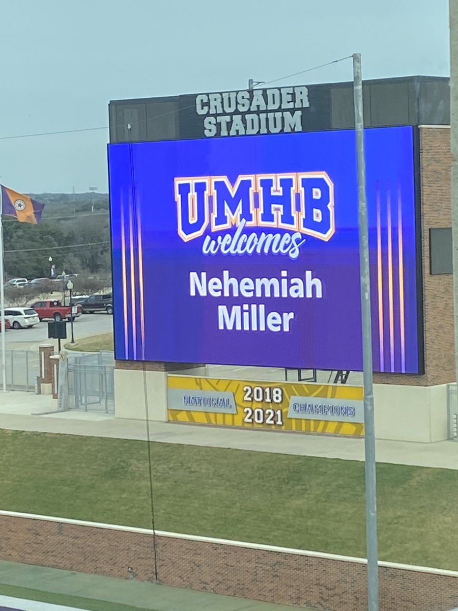 Thank you Coach <a href="/CoachPadron/">Andy Padron</a> and @Tripp_Mitchell_ for allowing me to visit your facilities and see what y’all had to offer !!!