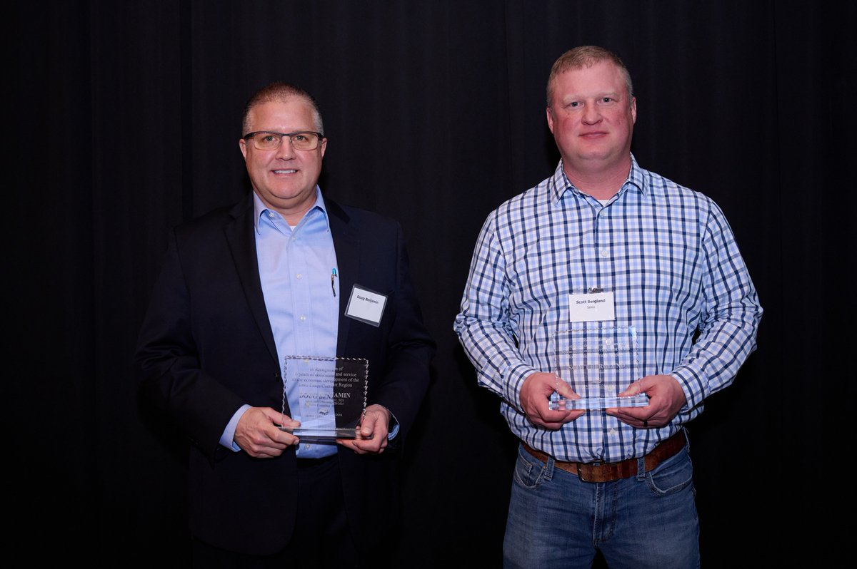 lakescorridor's tweet photo. Doug Benjamin (left) was recognized for his service on the Corridor Board for over 6 years.
"The Corridor is key to coordinating and being a resource to ignite and sustain economic growth."
Read more: https://t.co/9beGRVAYiP
#IowaLakesCorridor #ThePlaceForYou #ThankYou https://t.co/p5SDC75iZW