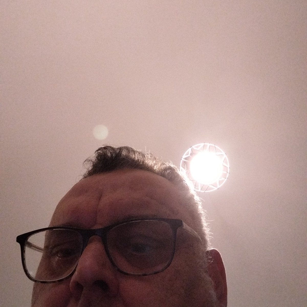 MKLM221's tweet photo. #NouvellePhotoDeProfil https://t.co/zlHrVKPwZu