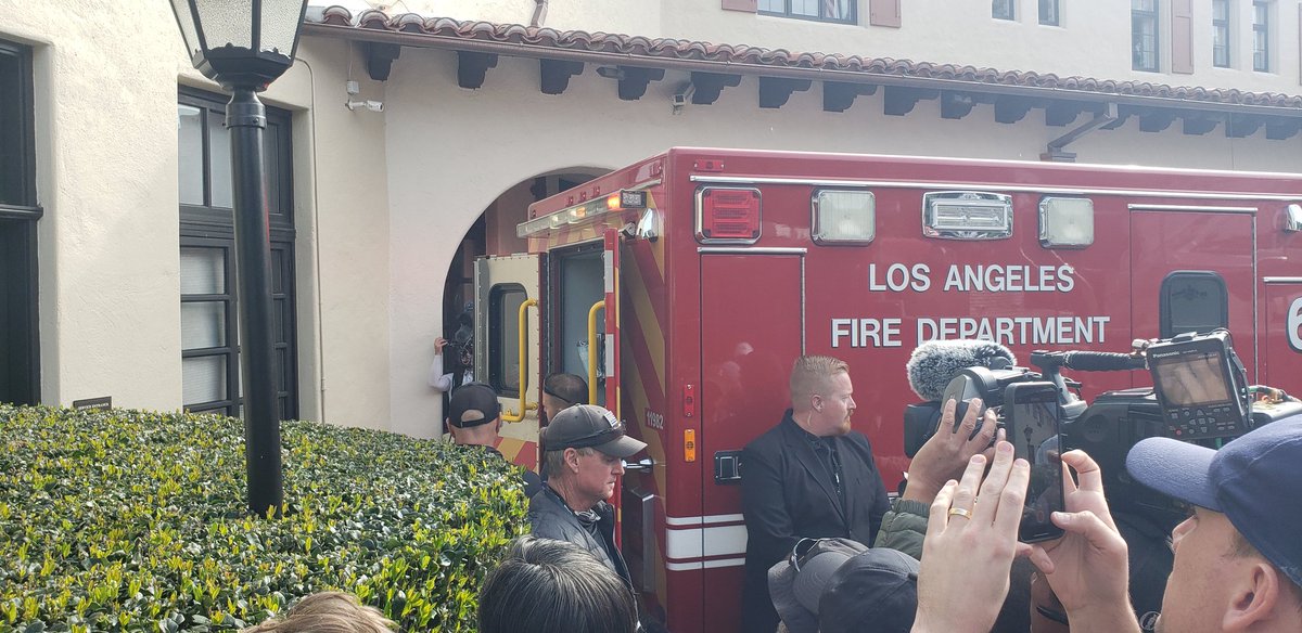 DavidPingalore's tweet photo. Waiting on @TigerWoods as he has WD from @thegenesisinv With illness @KTLA #pgatour #tiger https://t.co/1g0XukCy7s