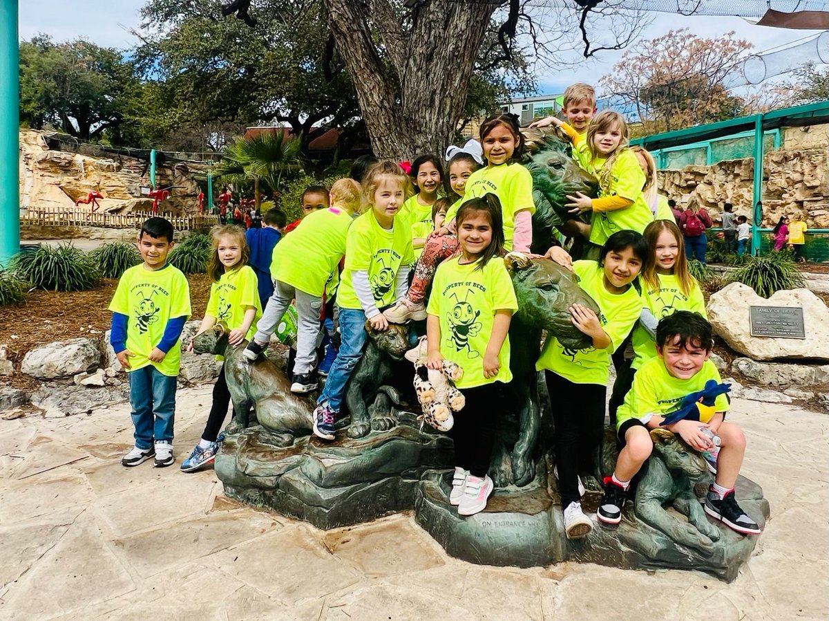 Lauren Dawson, M. Ed (@lauren_dawson13) on Twitter photo Had so much fun with these cutie bees๐ at the San Antonio Zoo!
<a href="/NISDEllison/">Ellison Elementary</a>
<a href="/MsSandySalazar/">SandySalazar</a> Had so much fun with these cutie bees๐ at the San Antonio Zoo!
<a href="/NISDEllison/">Ellison Elementary</a>
<a href="/MsSandySalazar/">SandySalazar</a>